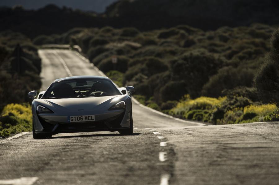  McLaren 570GT 2016 года  (UK) (фото 109 из 125)